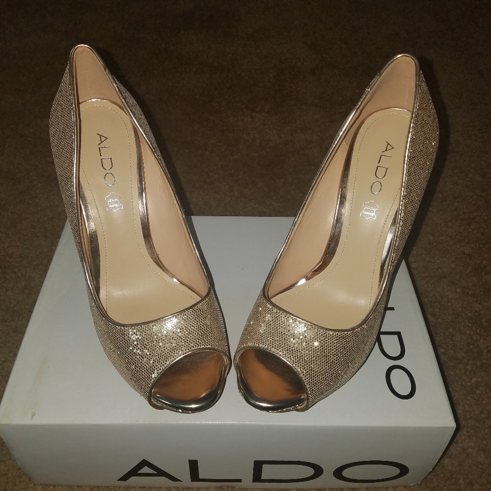 Aldo Gold Peep Toe Heels